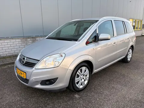 Opel Zafira 1.8 Cosmo 7-zitter