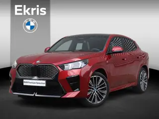 BMW iX2 eDrive20 | M Sportpakket Pro | Panodak | Head-Up | Elektr. Stoelen | Harman Kardon | Driving
