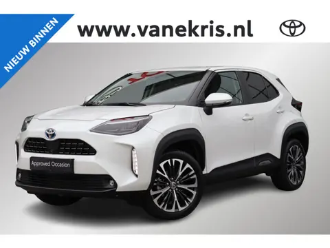 Toyota Yaris Cross 1.5 Hybrid Executive, 360 Camera! BSM, Navi, Stoelverwarming, Stuurverwarming.