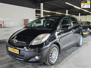 Toyota Yaris 1.3 VVTi Dynamic/AIRCO/N.A.P/APK 01-2027/