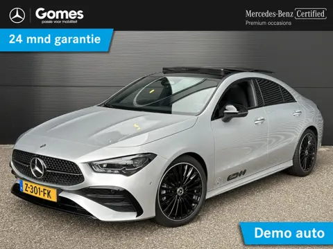 Mercedes-Benz CLA-klasse 180 AMG Line | Premium | Nightpakket | Panoramadak | Achteruitrijcamera | S
