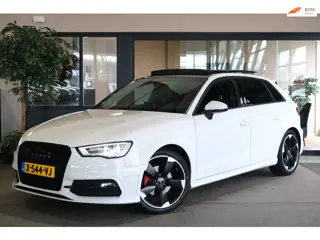 Audi A3 Sportback 1.4 TFSI 2x S-line Pano Navi PDC