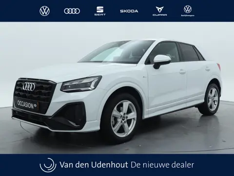 Audi Q2 35 TFSI S Edition | Adaptive cruise | Stoelverwarming | Zwart optiek |