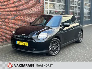 Mini Mini Cooper E Essential XS 40.7 kWh NIEUW Camera/HUD/PDC/LED/Clima/Navi/AppConnect