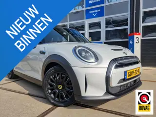 Mini Mini Electric MINI Yours 33 kWh NAVI / CAMERA / CRUISE / PDC / STOELVERWARMING