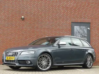 Audi S4 Avant 3.0 TFSI S4 quattro Pro Line (bj 2009)