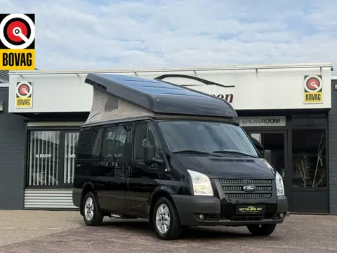Westfalia Ford Nugget 141 pk 4 slaapplaatsen airco hefdak trekhaak lmv standkachel