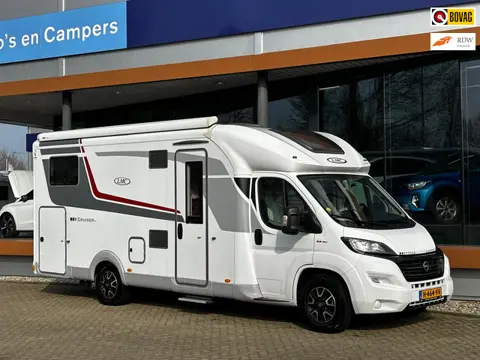 Lmc T732 AUTOMAAT / OFF-GRID / CRUISECONTROL / CAMERA / SENSOREN!