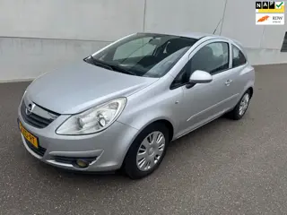 Opel Corsa 1.2-16V Enjoy Airco origineel NL