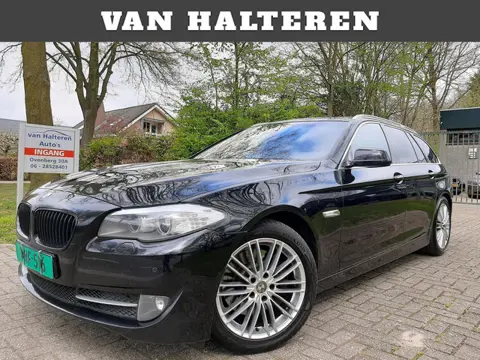 BMW 5-serie Touring 525d 3.0 High Executive Leder 6-Bak Pano