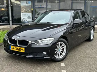 BMW 3-serie 320i Executive