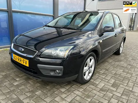 Ford Focus 1.6-16V First Edition - trekhaak - cruise - airco