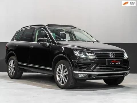 Volkswagen Touareg 3.0 TDI Exclusive Series Panodak | Leder | Camera | Navi