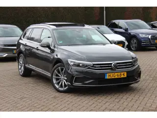 Volkswagen Passat Variant 1.4 TSI PHEV GTE Business / SOH 89,1% / Trekhaak / Panoramadak / 360Camera