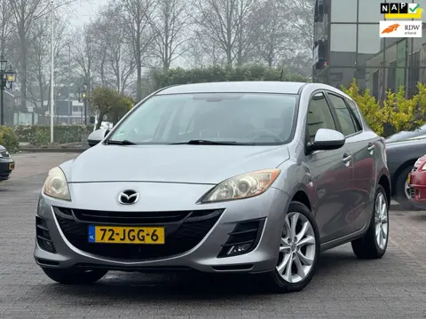 Mazda 3 1.6 TS Plus | Stoelverwarming | Parkeersensoren | Airco | Elektrische spiegels | Cruise cont