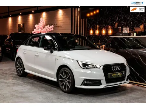 Audi A1 Sportback 1.0 TFSI|Advance Sport|CRUISE|S-LINE|NAVI|DSG