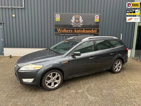 Ford Mondeo Wagon 2.3-16V Ghia *AUTOMAAT