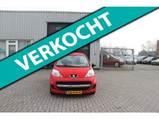 Peugeot 107 1.0-12V XR