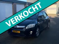 Toyota Auris 1.8 Full Hybrid Dynamic