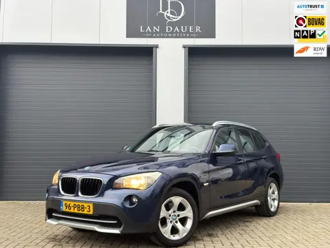 BMW X1 SDrive18i Executive / LAGE KM / PDC / AIRCO / NAVI