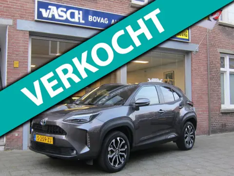 Toyota Yaris Cross 1.5 Hybrid Business Plus All Season Rijklaar Bovaggarantie