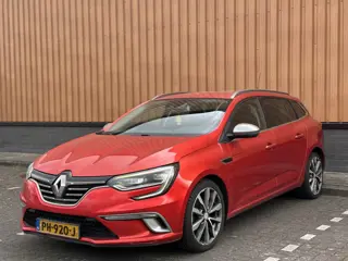Renault Mégane Estate 1.5 dCi GT-Line | Handel / Export | Motor loopt onregelmatig |