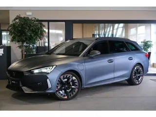 CUPRA Leon Sportstourer 1.4 e-Hybrid VZ Copper 245PK MATTGRIJS Led Cam Trekhaak Navi Virtual