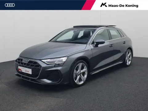 Audi A3 Sportback 35 TFSI/150PK S Line · Panoramadak · Camera · SONOS · Stoelverwarming · Apple/Andr