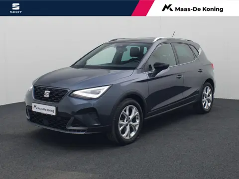 SEAT Arona 1.0TSI/110PK FR · Navigatie · Camera + Parkeersensoren · Apple/Android Car Play · Stoelve
