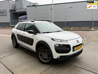 Citroen C4 Cactus 1.2 PureTech Shine CLIMA 5 DR NAVI PDC