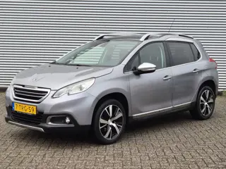 Peugeot 2008 1.6 VTi Féline Pano Leder Navi