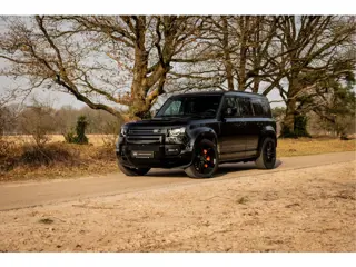 Land Rover Defender 110 2.0 P300e 110 X-Dynamic SE Fabrieksgarantie t/m 2030