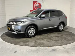 Mitsubishi Outlander 2.0 Business Edition, Automaat, Cruise, Clima, Achteruitrijcamera, Trekhaak, Is