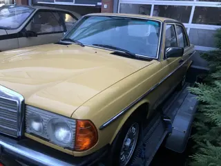 Mercedes-Benz 200-280 (W123) 200 (bj 1980)