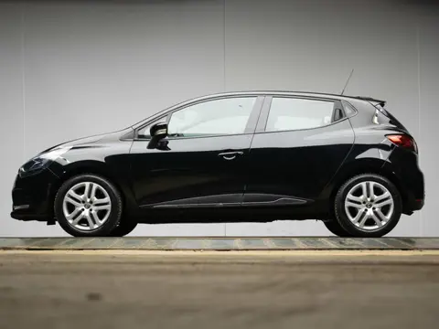 Renault Clio 0.9 TCe Zen Sport (NAVI,PDC,CRUISE,BLUETOOTH,LED,ELEKTRISCH PAKKET,SPORTSTOELEN,NETTE S