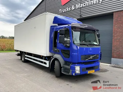 Volvo FL FL 6.240 4x2 Euro 4 handgeschakelde bakwagen met laadklep. BS1742
