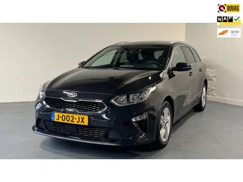 Kia Ceed Sportswagon 1.4 T-GDi DynamicPlusLine | NL-AUTO | CARPLAY | KEYLESS ENTRY + GO | STUUR- & S