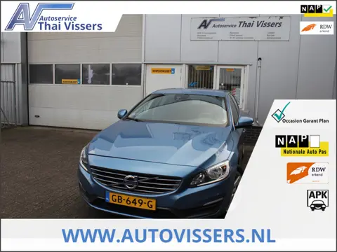 Volvo V60 1.6 T3 Momentum Automaat Clima Navi Cruise Apk