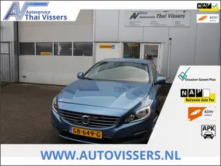 Volvo V60 1.6 T3 Momentum Automaat Clima Navi Cruise Apk