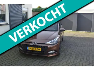 Hyundai I20 Uitmuntend Mooie STAAT 1.2 HP i-Motion NAP/ 5 drs/trekhaak/Parkd