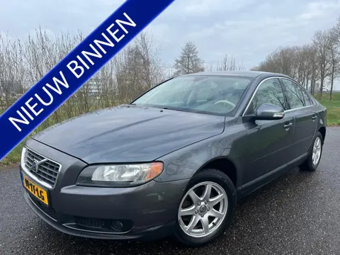 Volvo S80 2.4 D5 Kinetic (bj 2007, automaat)