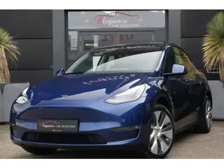 Tesla Model Y Long Range AWD 75 kWh 351pk Panoramadak/Trekhaak/Camera