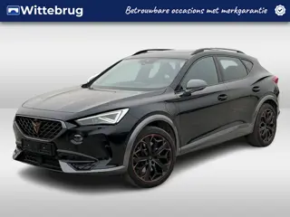 CUPRA Formentor 1.4 e-Hybrid 245pk Performance DSG Automaat / Panorama dak / LM 19 inch / LED Matrix