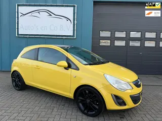 Opel Corsa 1.4-16V Color Edition Airco Navigatie Cruise 17"Lm velgen Trekhaak NL Auto NAP