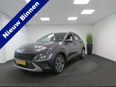 Hyundai KONA 1.6 GDI HEV I Dealer onderhouden I Unieke km-stand I Stoel- en stuurverwarming I