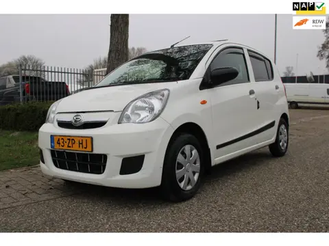 Daihatsu Cuore 1.0 Trend Nw Apk | Pano | Automaat | 79000KM |