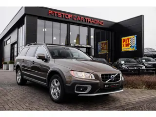 Volvo XC70 3.2 AWD, 243 PK, Schuifdak, Memory, Trekhaak!