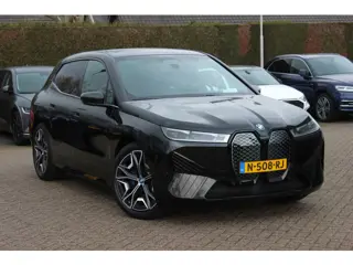 BMW iX xDrive40 High Exe. M Sport 77 kWh / SoH 97,1% / Trekhaak / 360Camera / Head-up / Keyless / So
