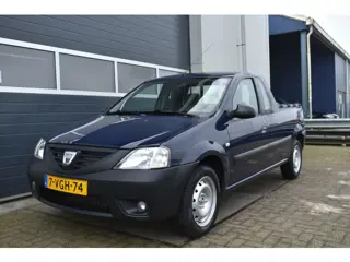Dacia Logan 1.6 airco uniek lage km stand
