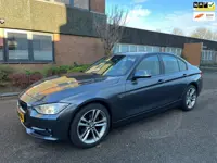 BMW 3-serie 316i Executive Sport Leder Navi Boekjes N.A.P